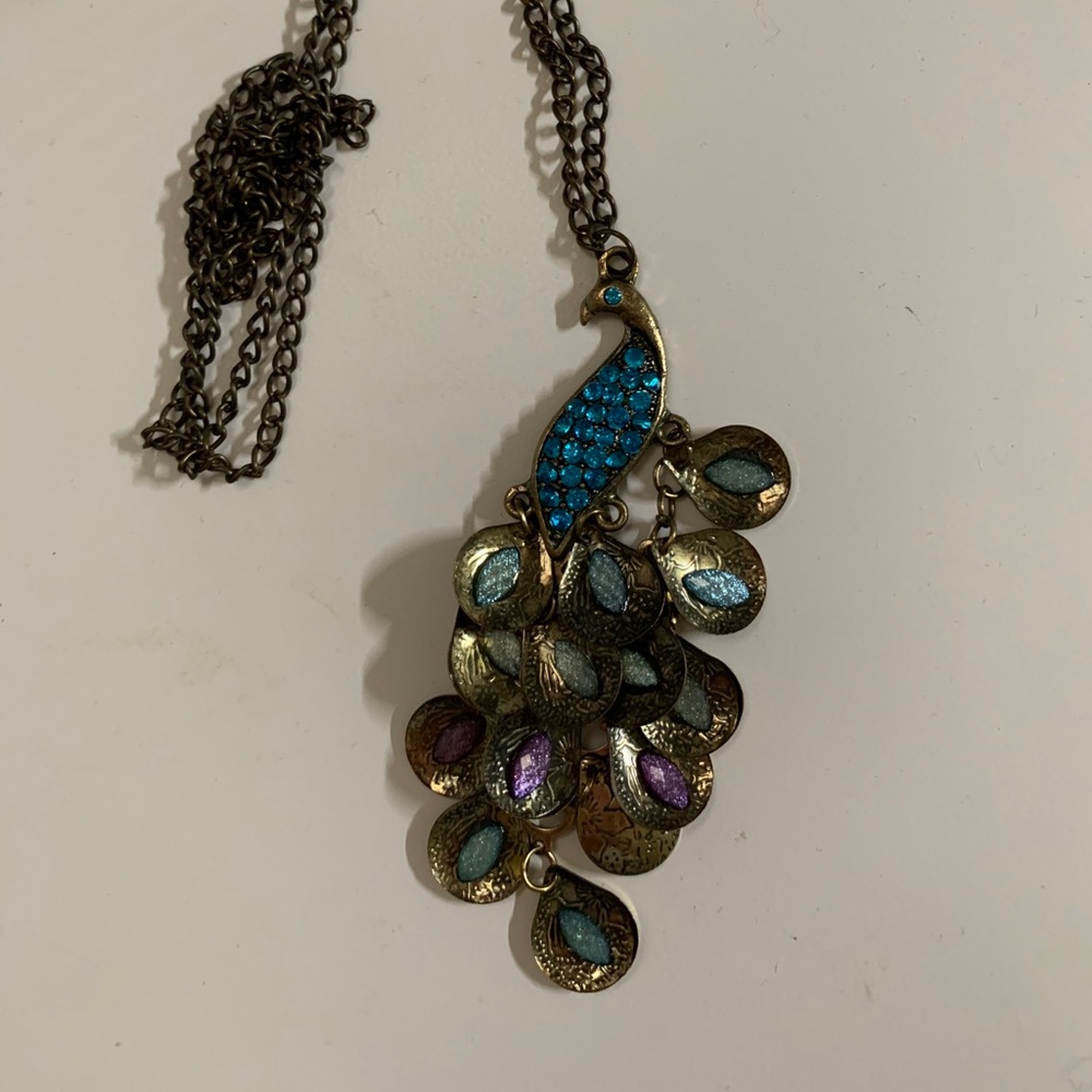 Peacock long necklace with colour gem